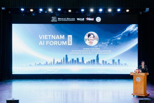 Từ ‘AI chạy bằng dữ liệu’ đến ‘AI chạy bằng mục đích’